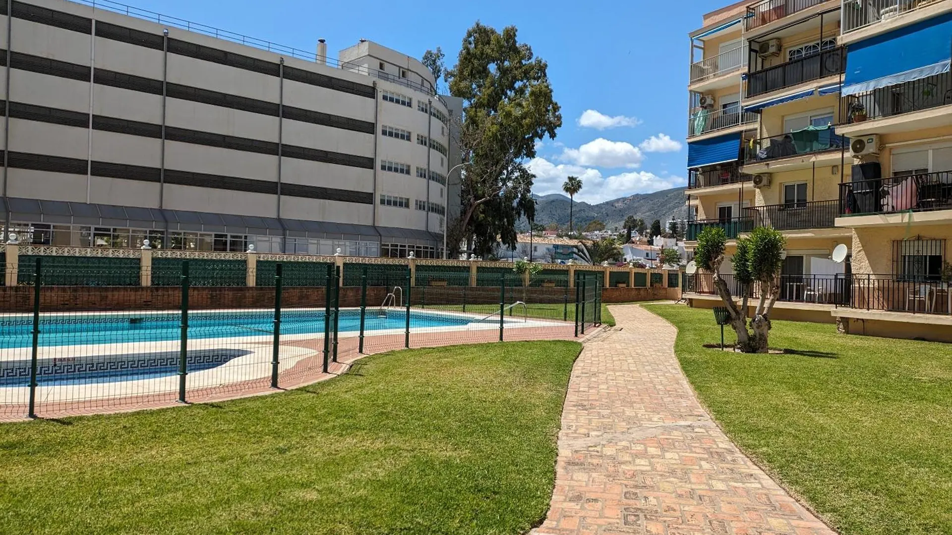 Апартаменты Playamar Beach&Pool Seaview, 5 Min From The Beach Торремолинос